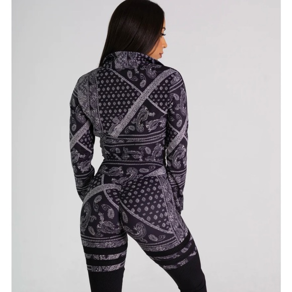 Noir blanc outfit - Picture 2 of 6